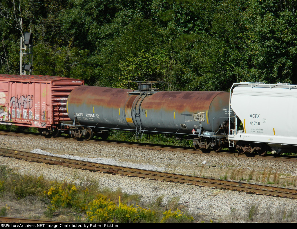 SHPX 211092 (TANK CAR)